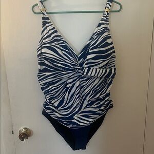 Chaps Blue & White Zebra Print One-Piece Swimsuit